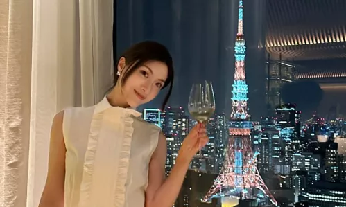 新疆和硕