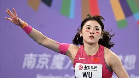 吴艳妮