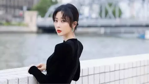 贪官受贿