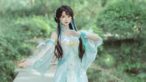 高铁吵闹小孩