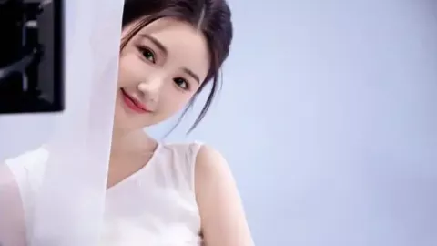无人机吊竹子