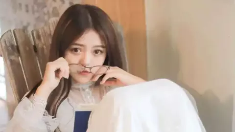 书记沉迷网游