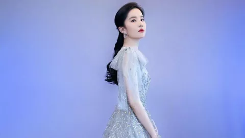刘思涵校服