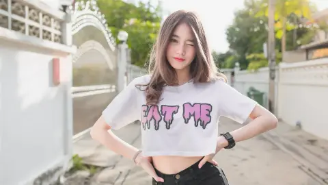 孩子踢假球