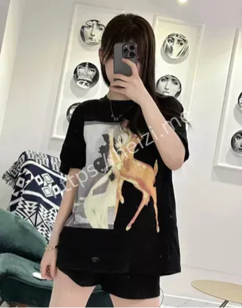吴雯