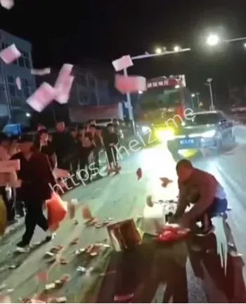 路人疯抢