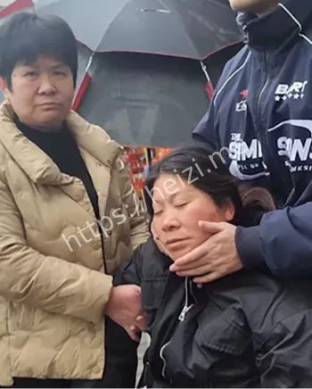 跳江自尽