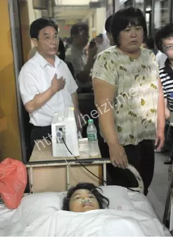 接连撞死
