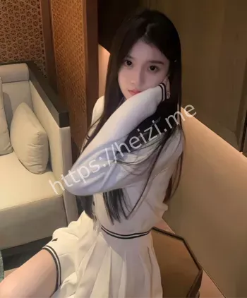 鞠婧祎