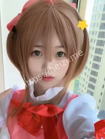 小佳呆呆