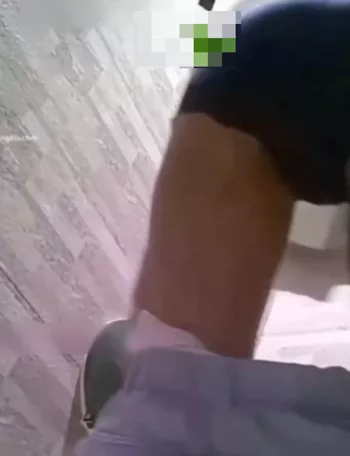 入厕