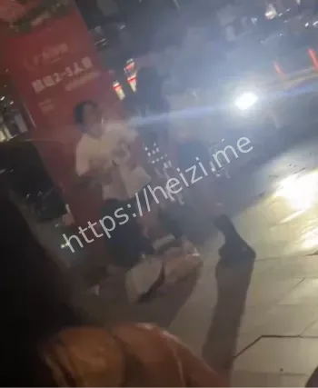 精神小伙