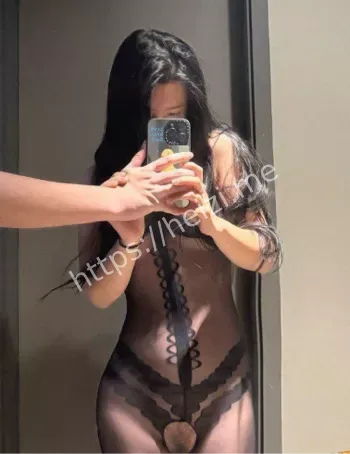 黑丝白丝