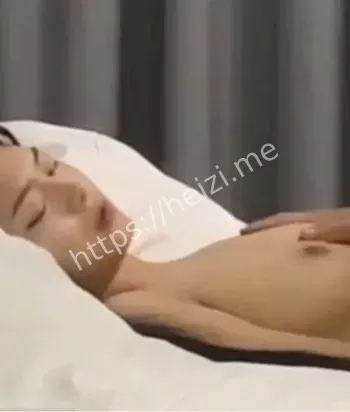 娃娃脸校花