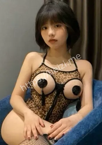 可爱大学生