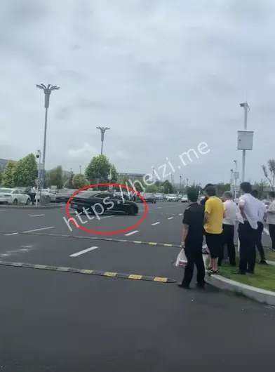 黑子网爆料