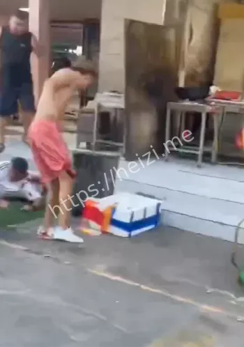 警方调查