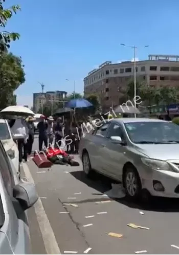 卡罗拉追尾