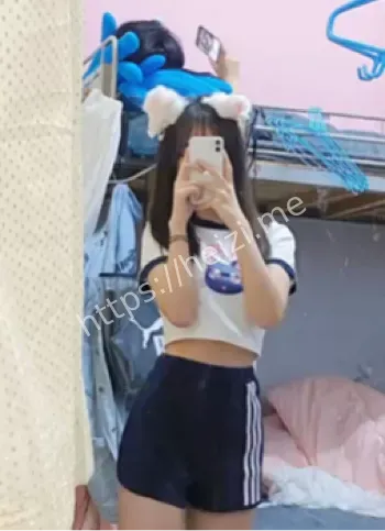 黑丝白袜
