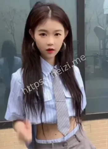 小诗颖