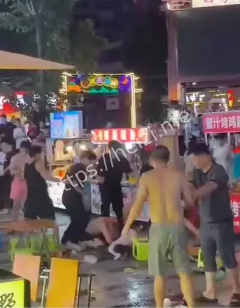街头乱斗