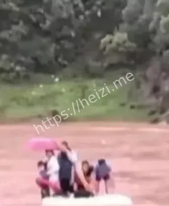 1人获救