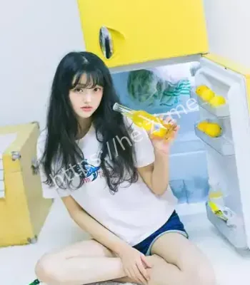 女厕排队