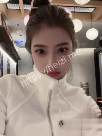 张梦璐