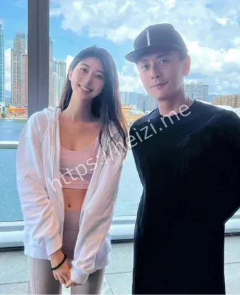 丰满身材大长腿