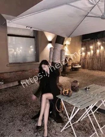 黑丝细腰