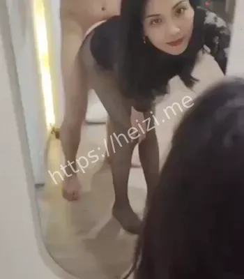 万婷