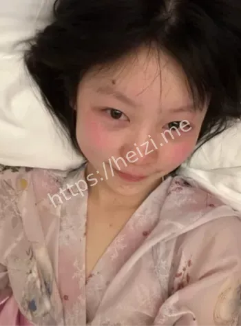 校花秦子倩