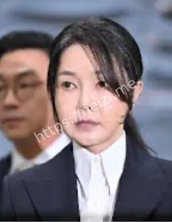 金建希