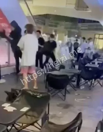 警方调查