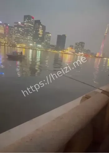 女尸