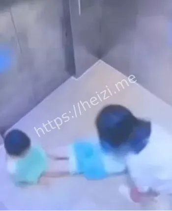 电梯