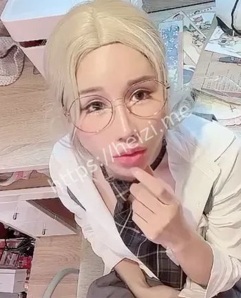 巨乳豪臀