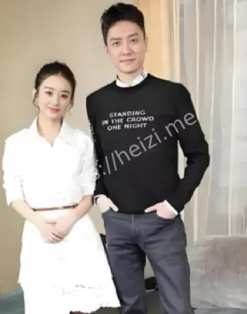 赵丽颖低调带娃