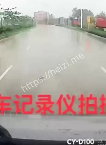 贵港平南车祸