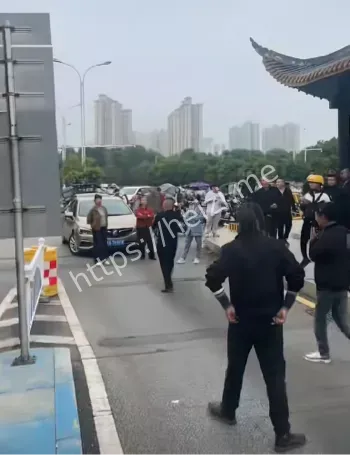 外卖商家堵门