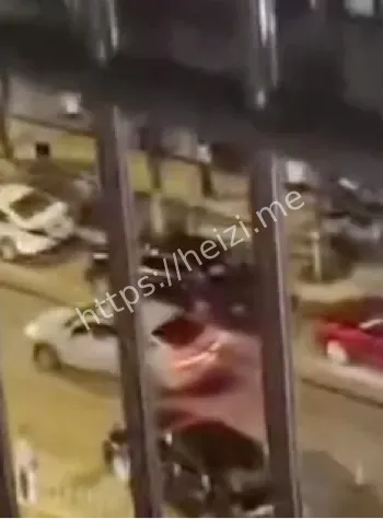 连撞十余辆车