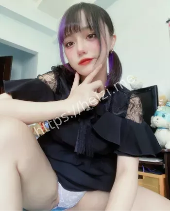 反差精神小妹