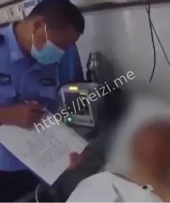 男子胳膊断3截