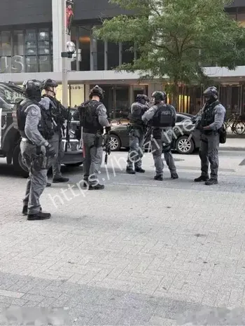 多伦多枪击案