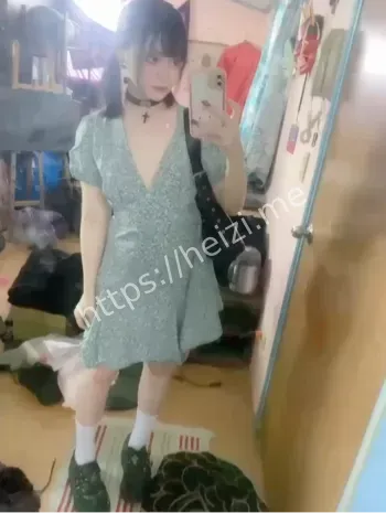 紫发萝莉
