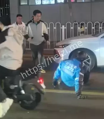 持刀行凶