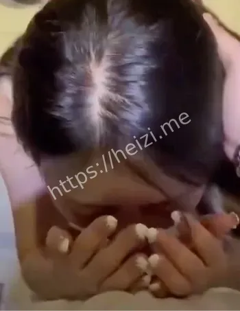 陈都灵私密照