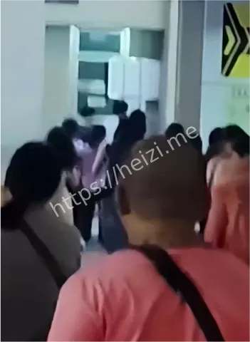 内衣裤散落现场震惊