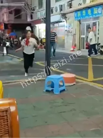 摩的持刀伤人