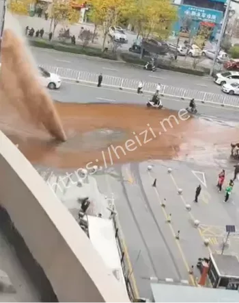 暖气管道爆裂